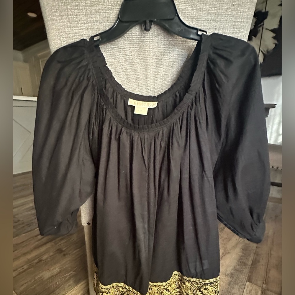 MICHAEL Michael Kors Black Blouse with Gold Detailing Women’s Small